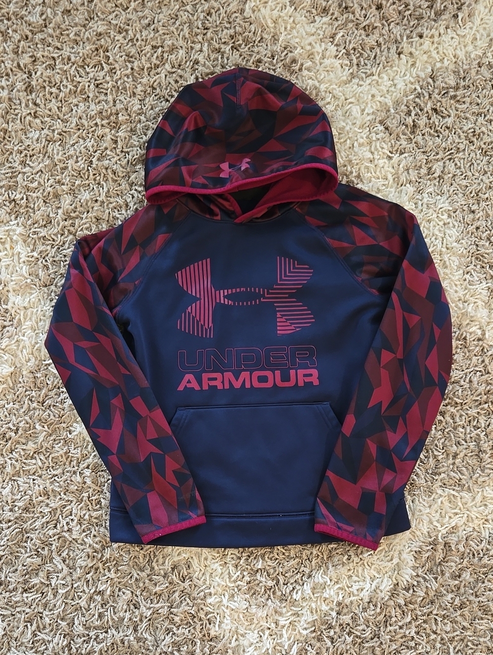 Under Armour Navy Hoodie with Burgundy Geometric Sleeves